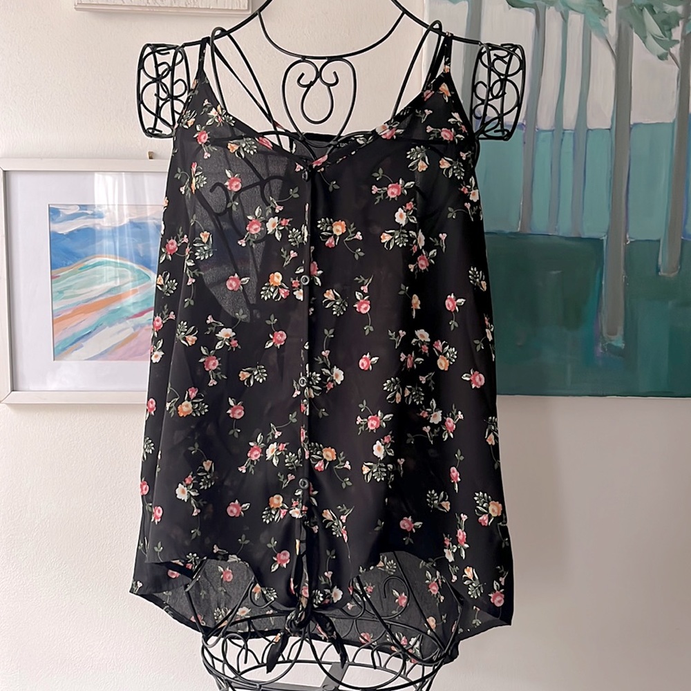 Sheer black floral tank top. Racer back style. Button & tie front. Size xl.